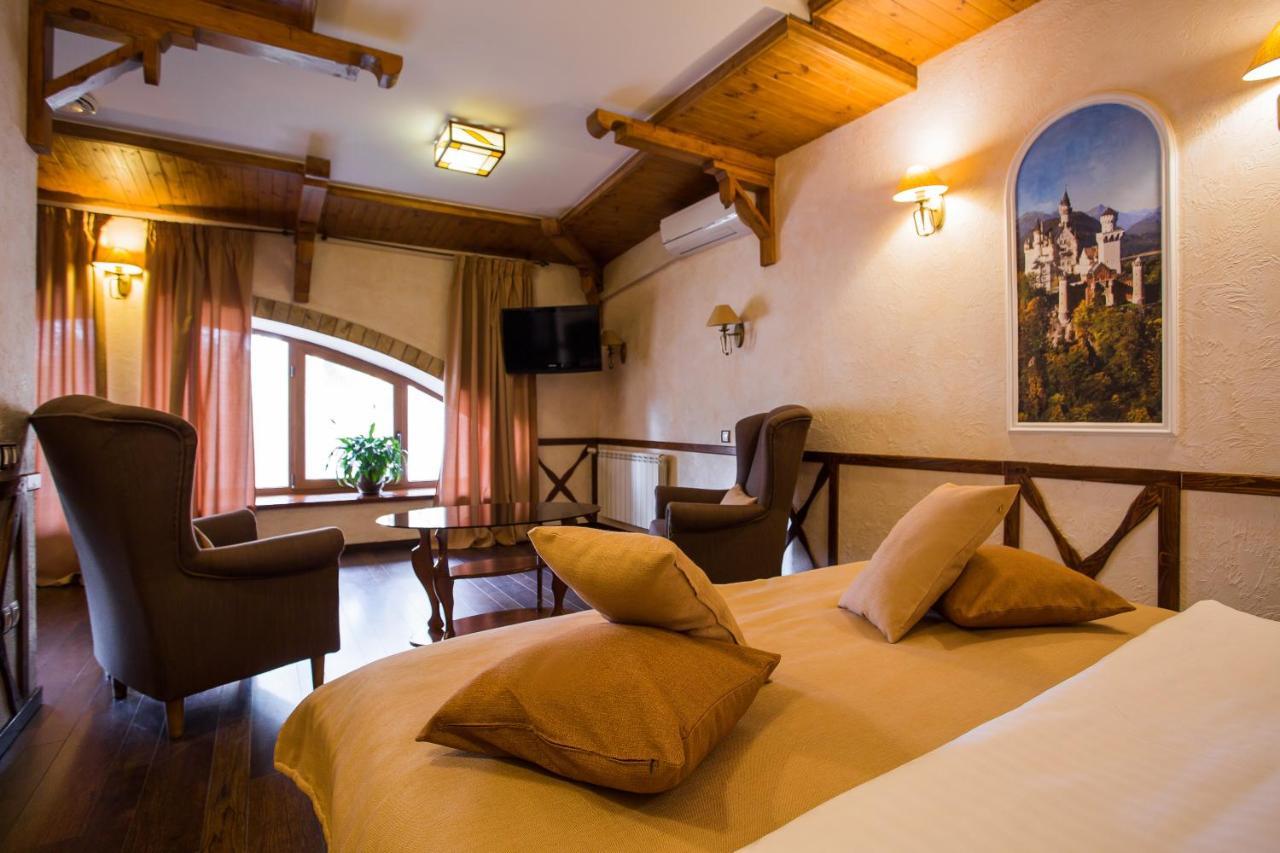 Spa-Hotel Myslyvskiy Dvir Киев Екстериор снимка
