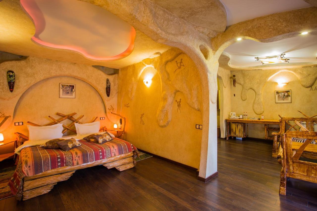Spa-Hotel Myslyvskiy Dvir Киев Екстериор снимка