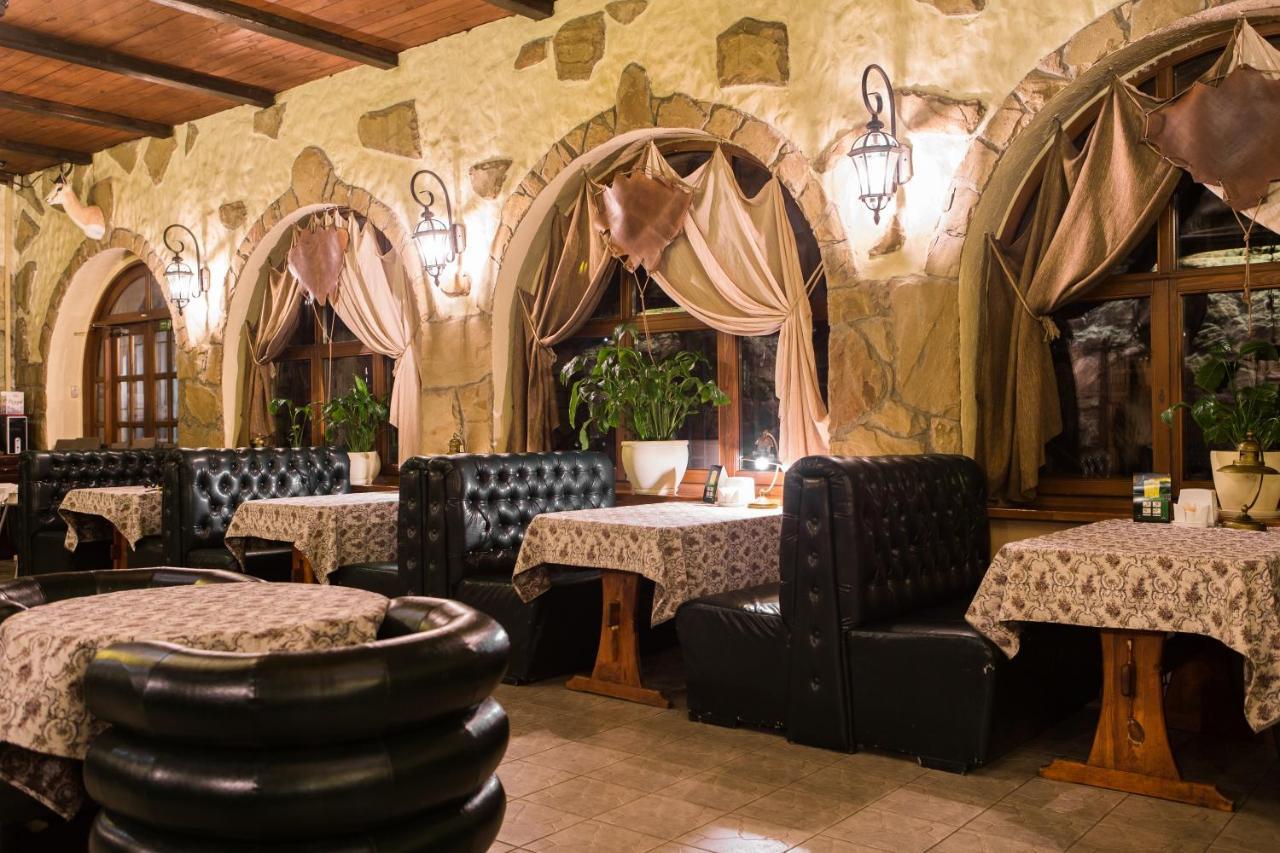 Spa-Hotel Myslyvskiy Dvir Киев Екстериор снимка